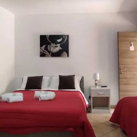 La Casa Dei Greci 3* אגריג'נטו